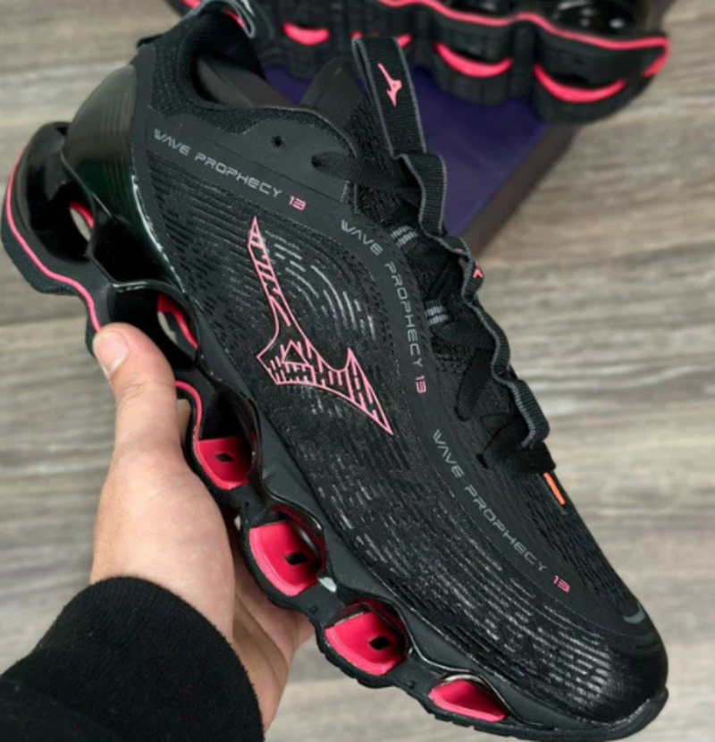 Mizuno Wave Prophecy 13