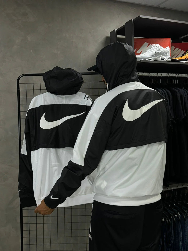 Jaqueta Nike Letter Sportswear Windrunner