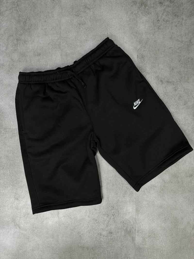 BERMUDA NIKE CLUB PRETA