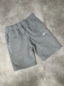 BERMUDA NIKE CLUB CINZA