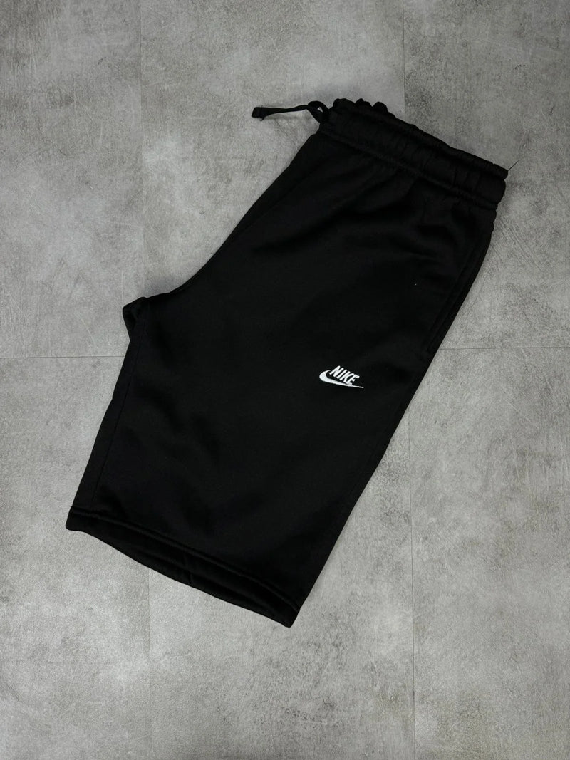 BERMUDA NIKE CLUB PRETA