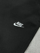 BERMUDA NIKE CLUB PRETA