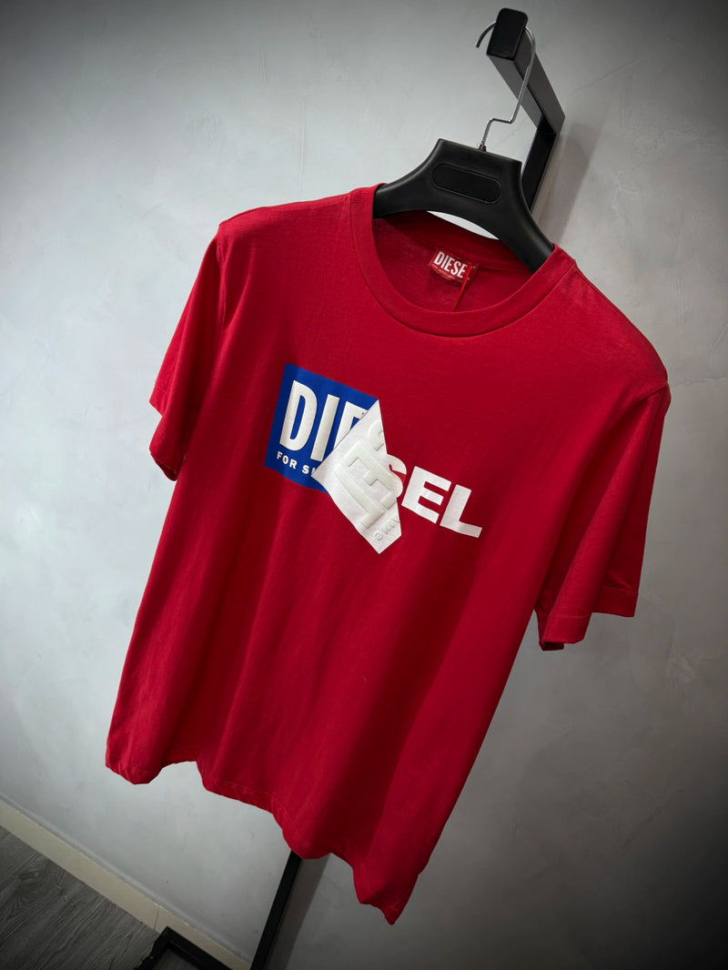 Camisa Diesel Faixa Azul frontal -Vermelha