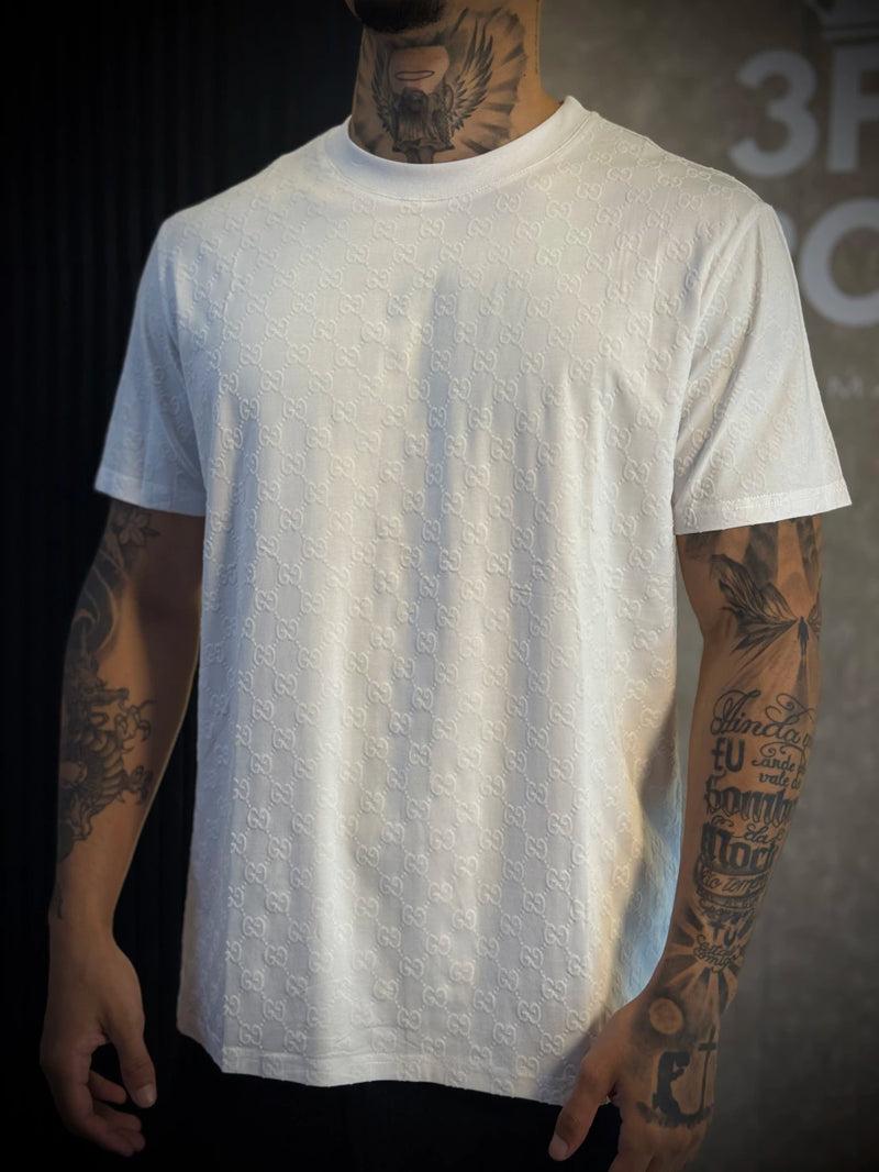 Camisa Grife Importada GUCCI | Alto relevo AVELUDADA - Branca