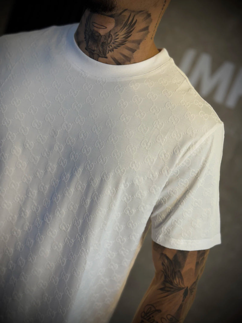Camisa Grife Importada GUCCI | Alto relevo AVELUDADA - Branca