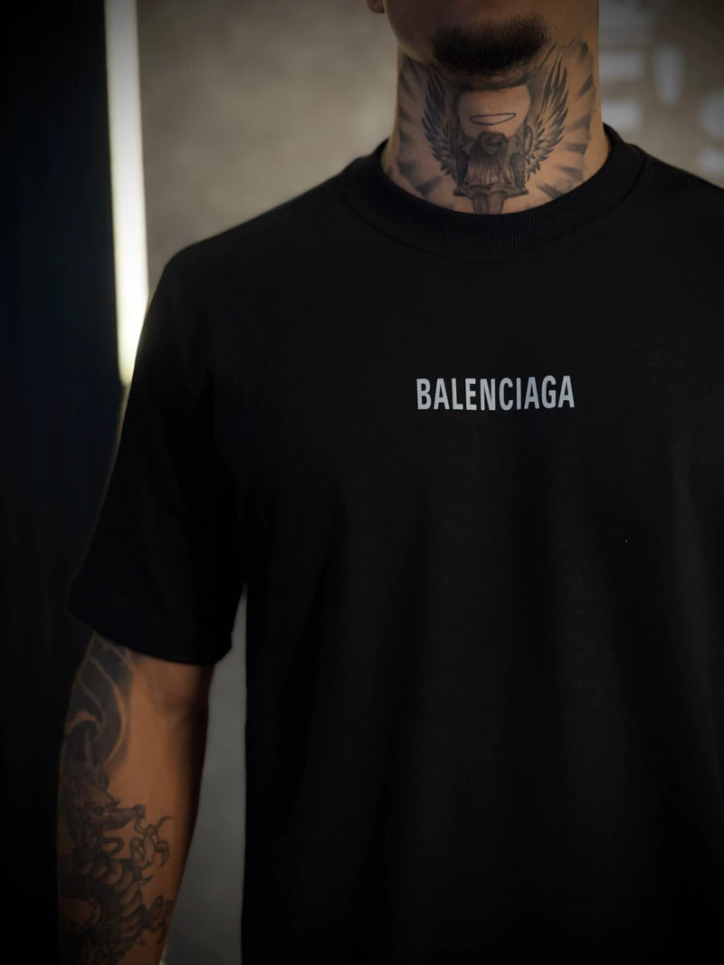 Camisa Balenciaga - Escrita Frontal Peito | Preta