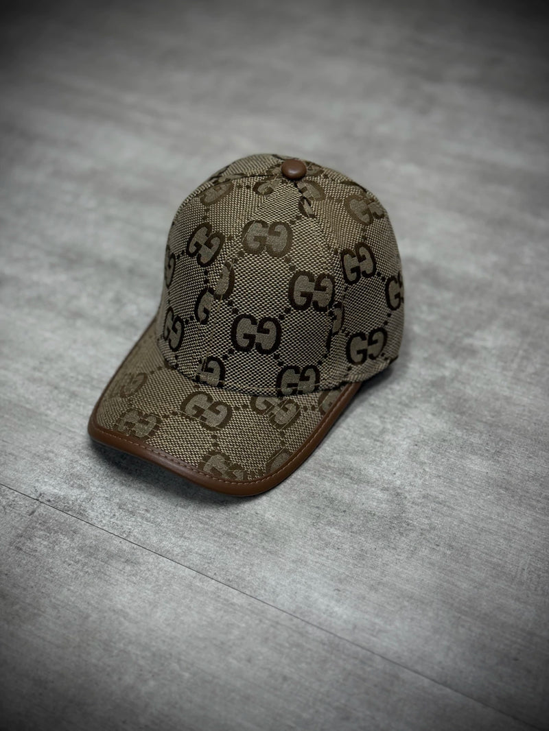Boné Gucci Monograma - Bege - GG Peq