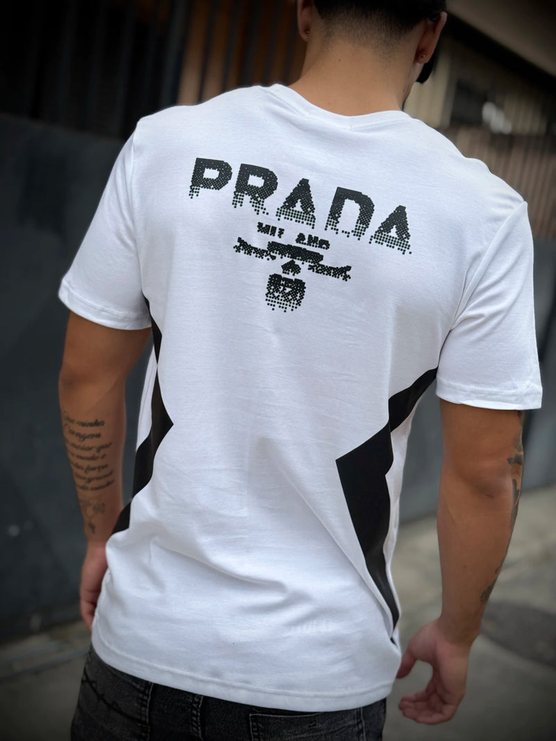 Camisa Prada importada - Estampa costas - Premium - Branca