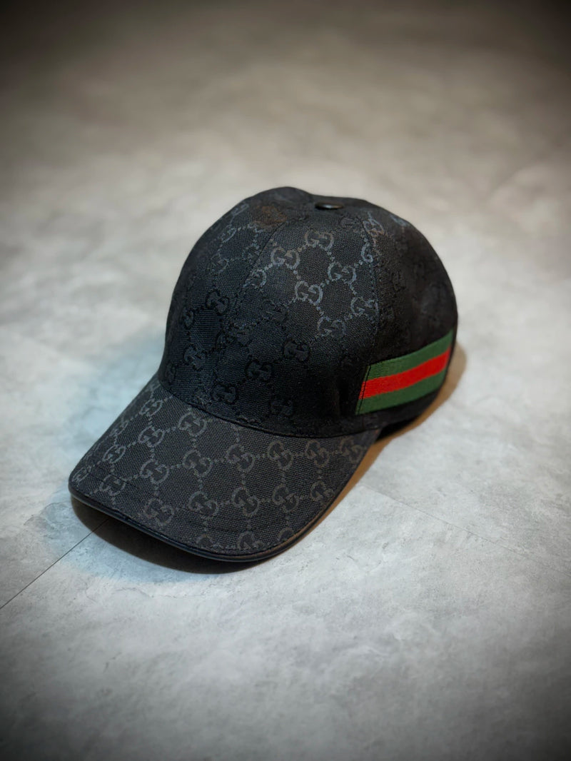 Boné Gucci Tradicional - Fita lateral verde|vermelha (Preto)