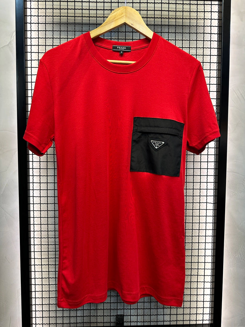 Camisa PRADA com Bolso & Logo em Metal - CORES