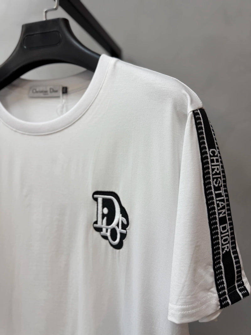 Camisa Dior Logo Azul Bordado - Importada Premium (BRANCA )