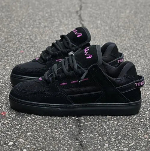 Tesla Coil Black Purple