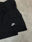 BERMUDA NIKE CLUB PRETA CARGO