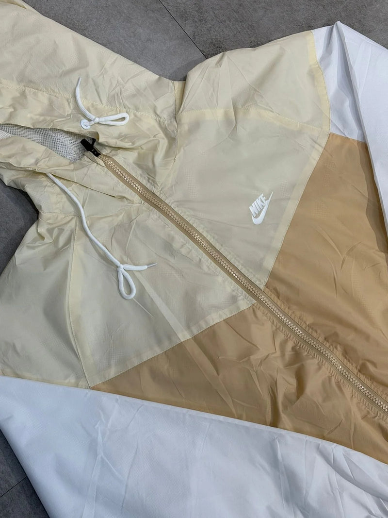 Jaqueta Nike Corta Vento Beje